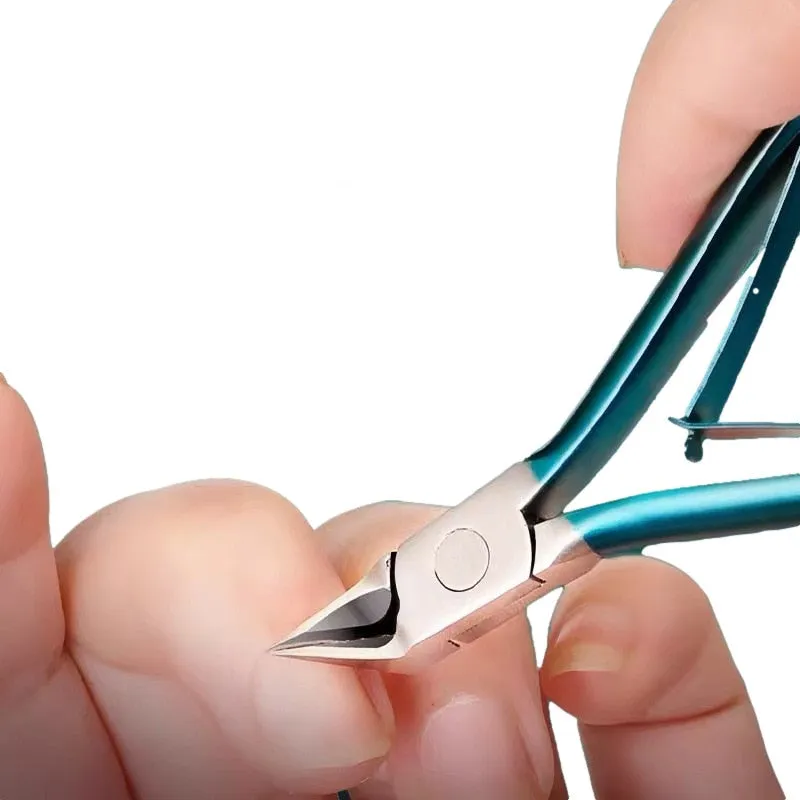 Advanced 120° Cutting Angle Professional Nail Clippers