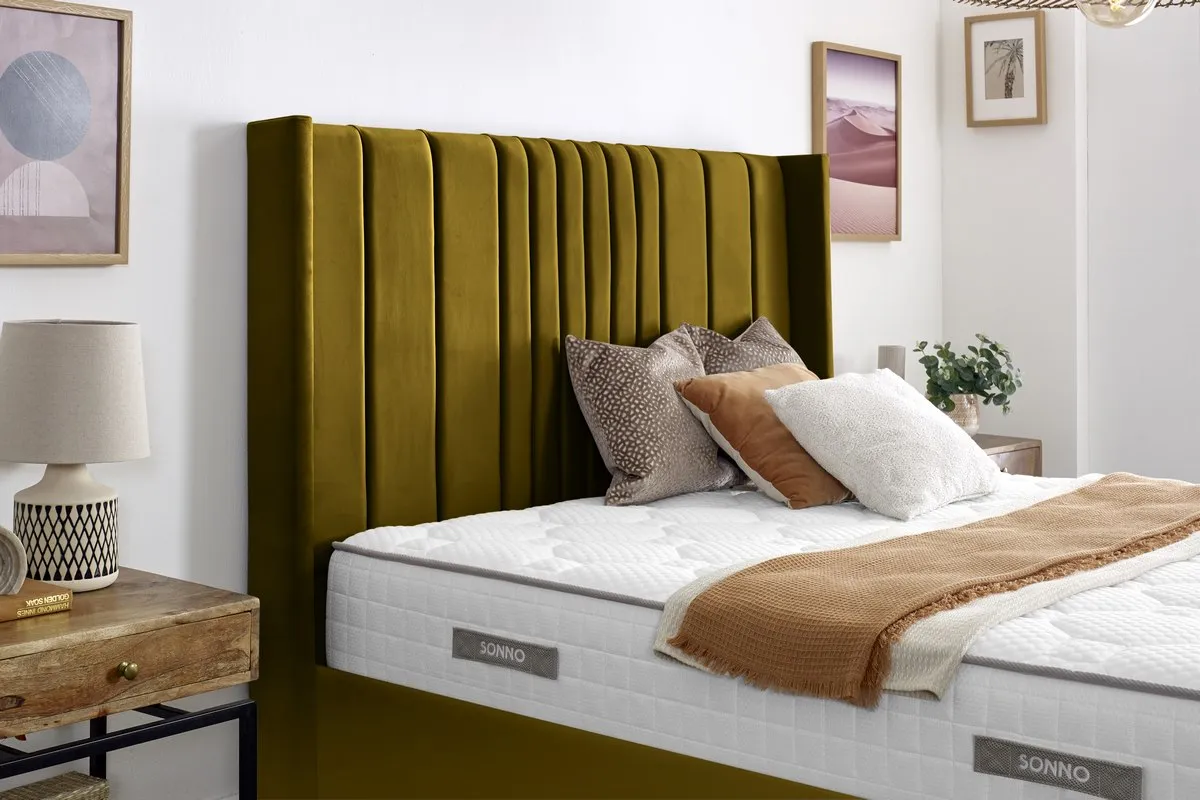 Cambridge Upholstered Bed
