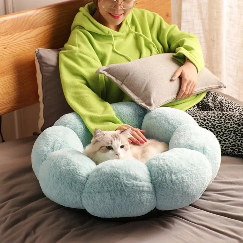Petal Purr Fancy Cat Bed
