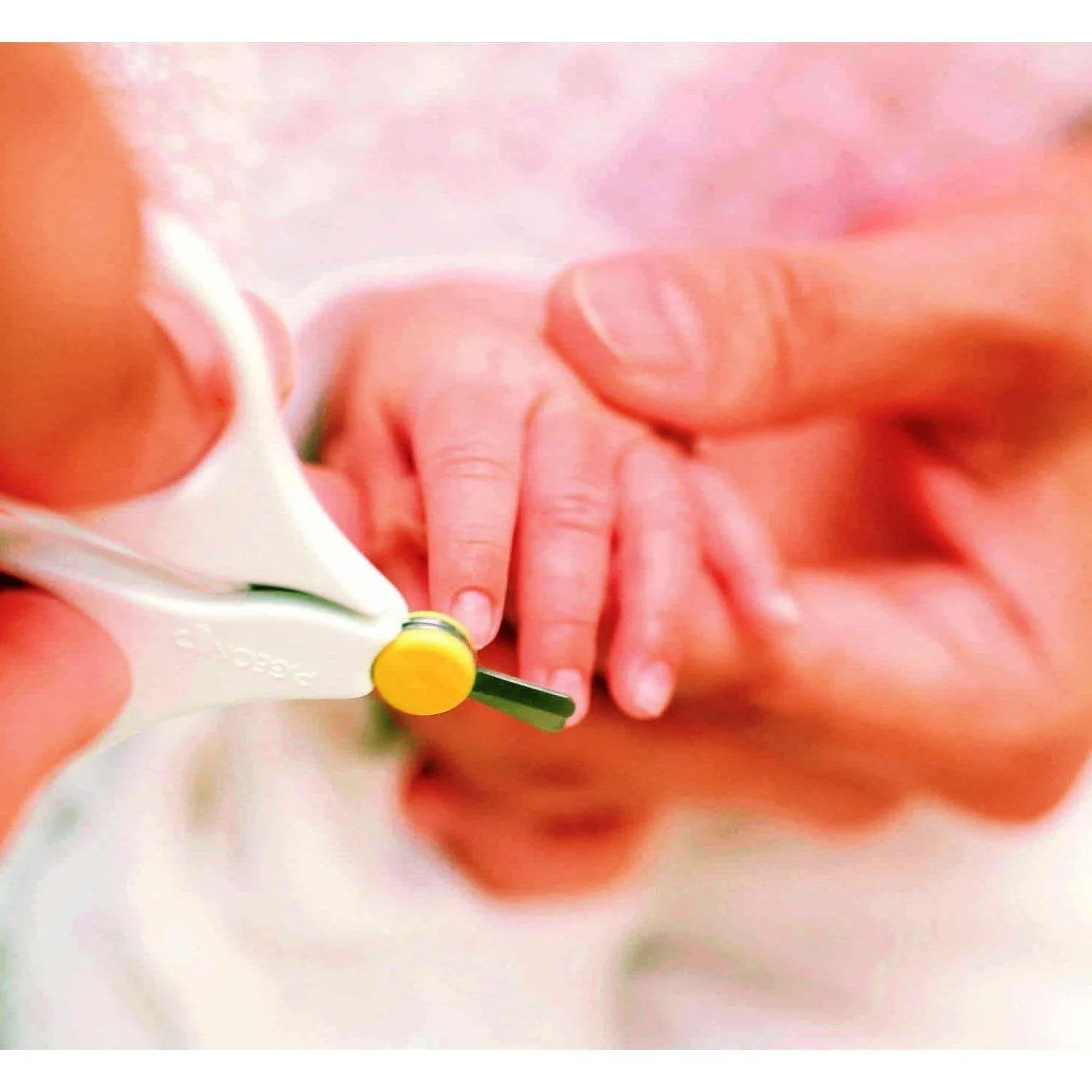Pigeon Baby Safety Nail Scissors Clippers (3  Months)