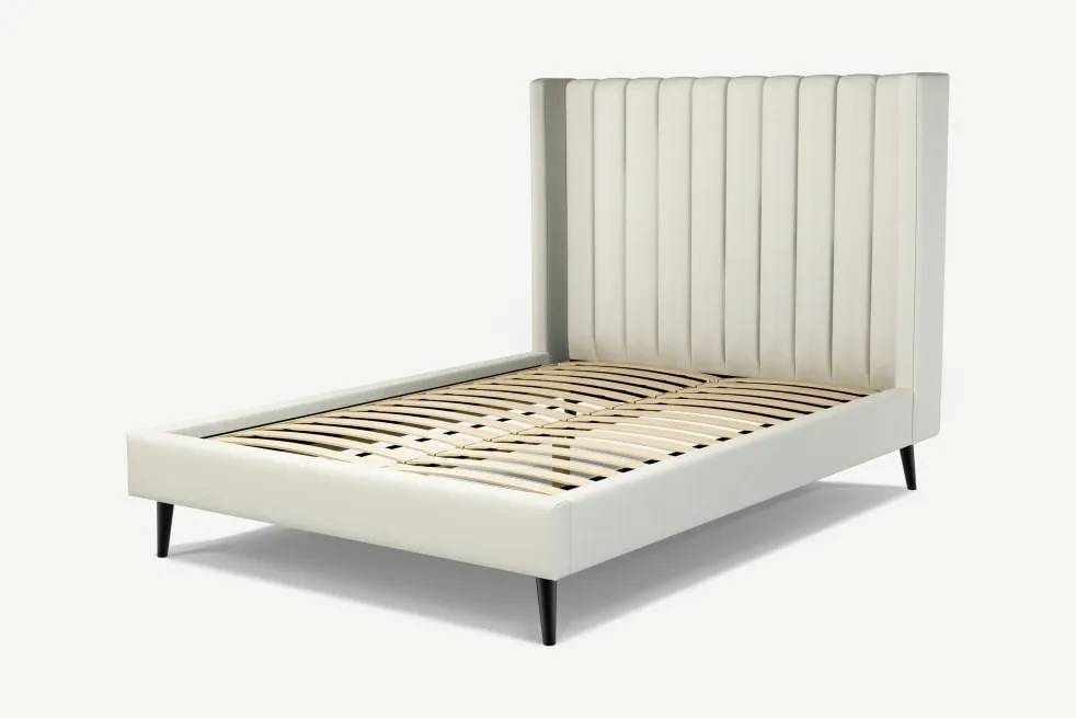 Rotz Upholstered Bed