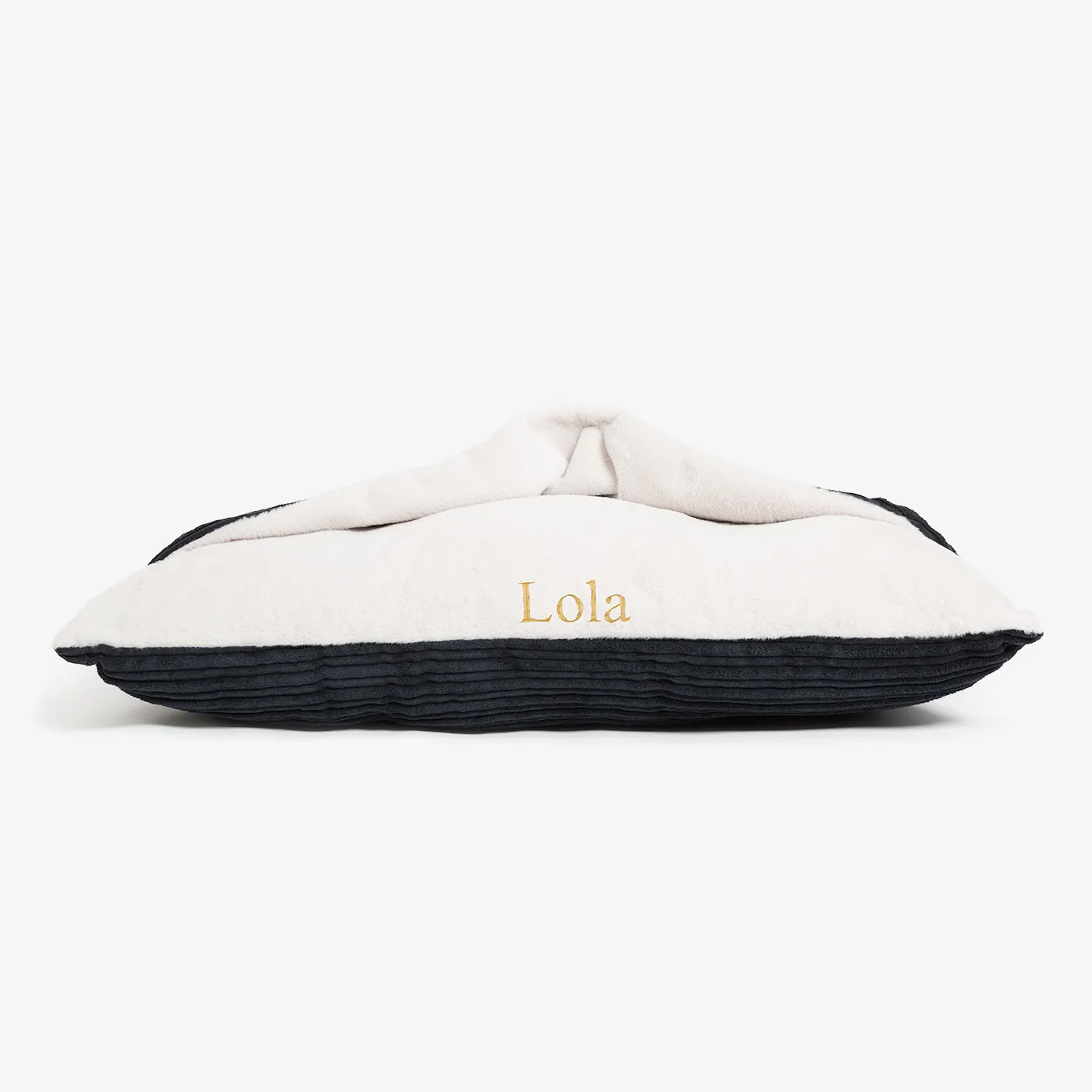 Sleepy Burrows Bed With Removable Cover In Navy Essentials Plush by Lords & Labradors