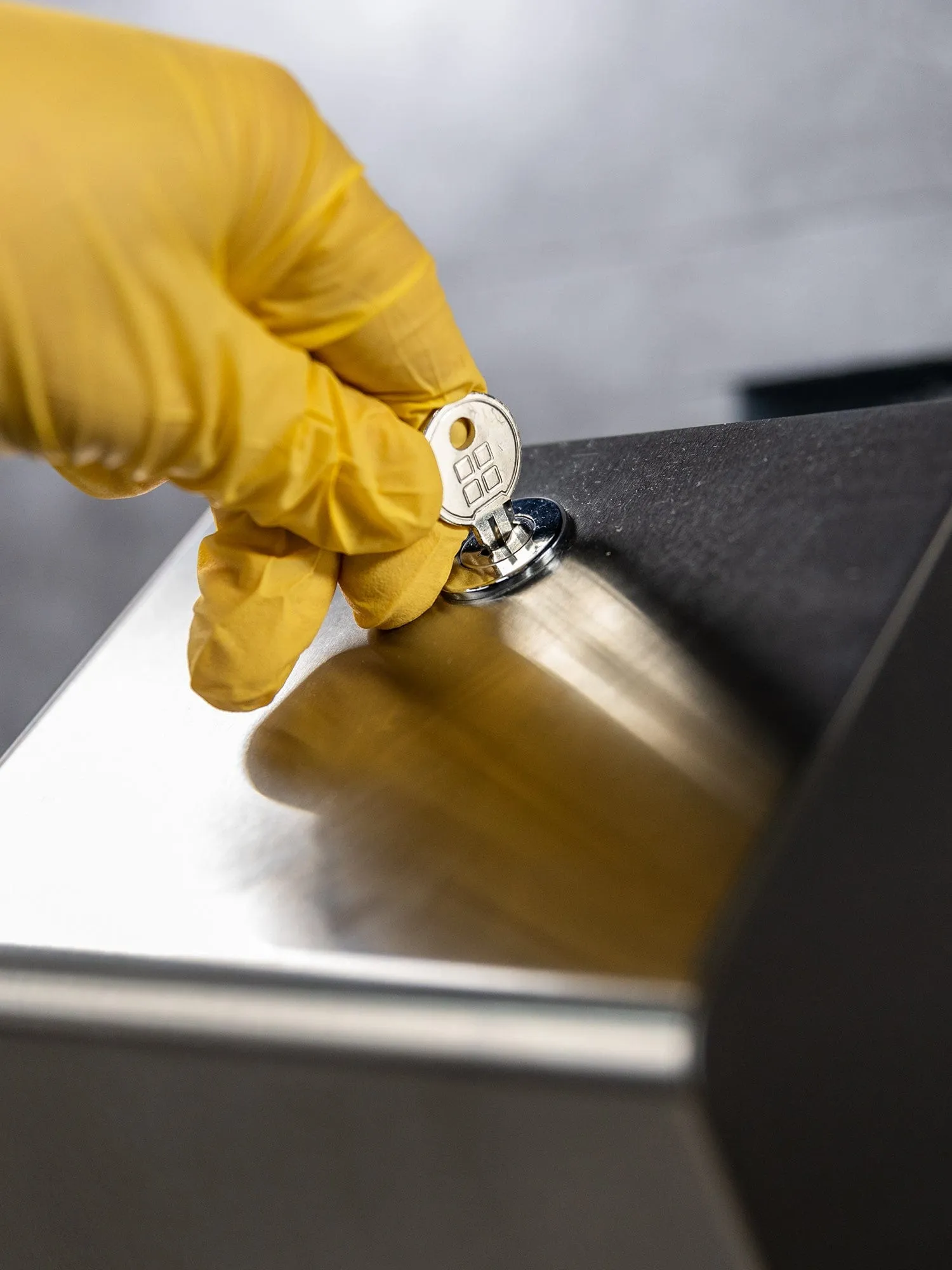 Stainless Steel Toilet Roll Dispenser